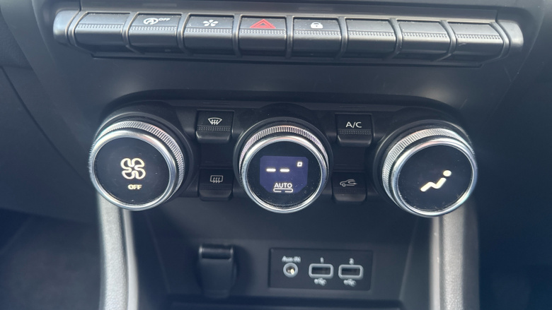 Renault Captur 1.0 TCE 90 SE Edition 5dr Petrol Hatchback